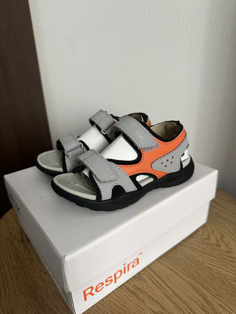 Детски сандали Geox