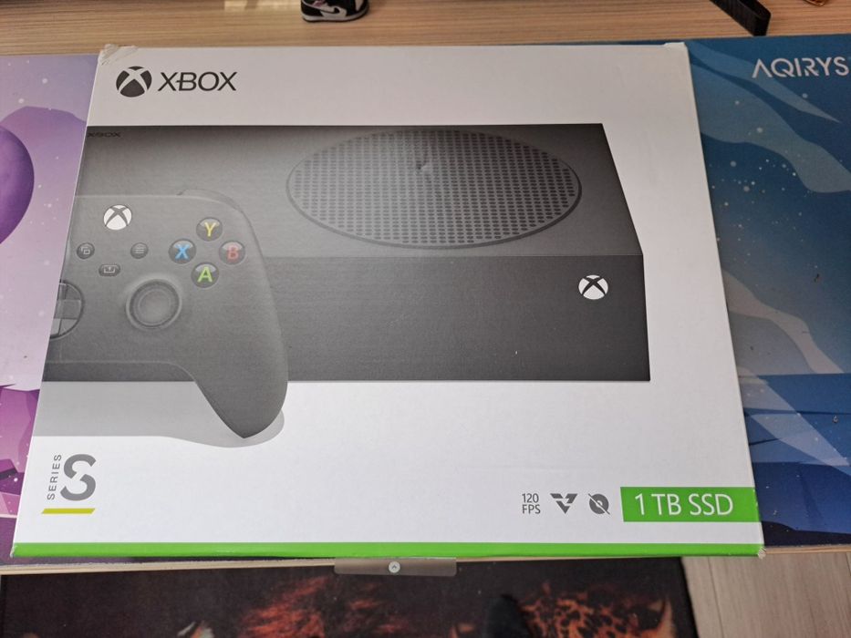 Xbox series s 1tb ediție limitată care nu se mai fabrica