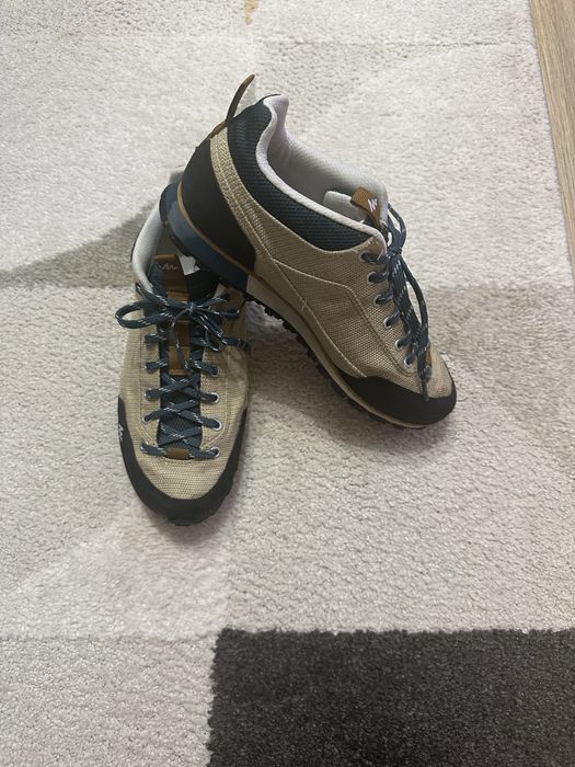 Турисрически обувки QUECHUA