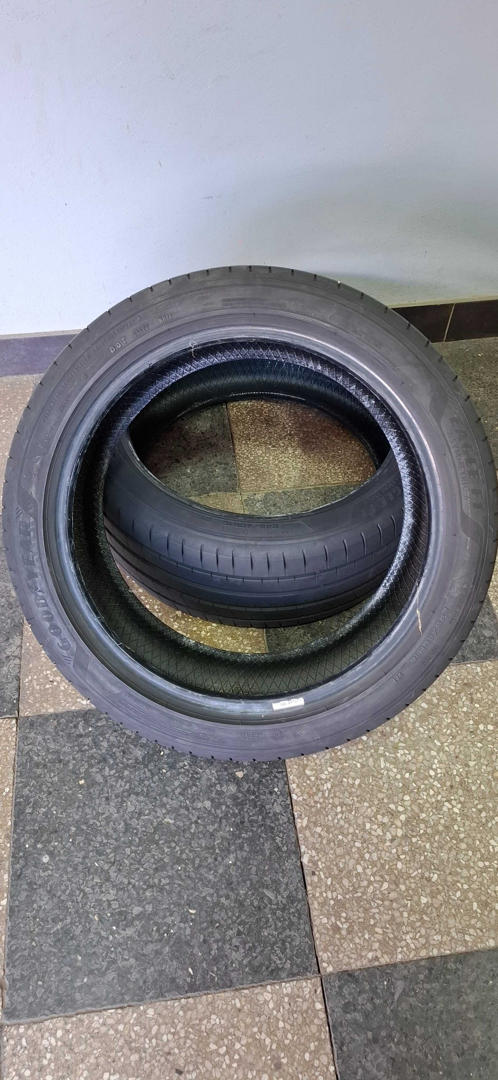 2бр. 245/40/18 Goodyear 6mm грайфер, дот 22г. Безплатен монтаж