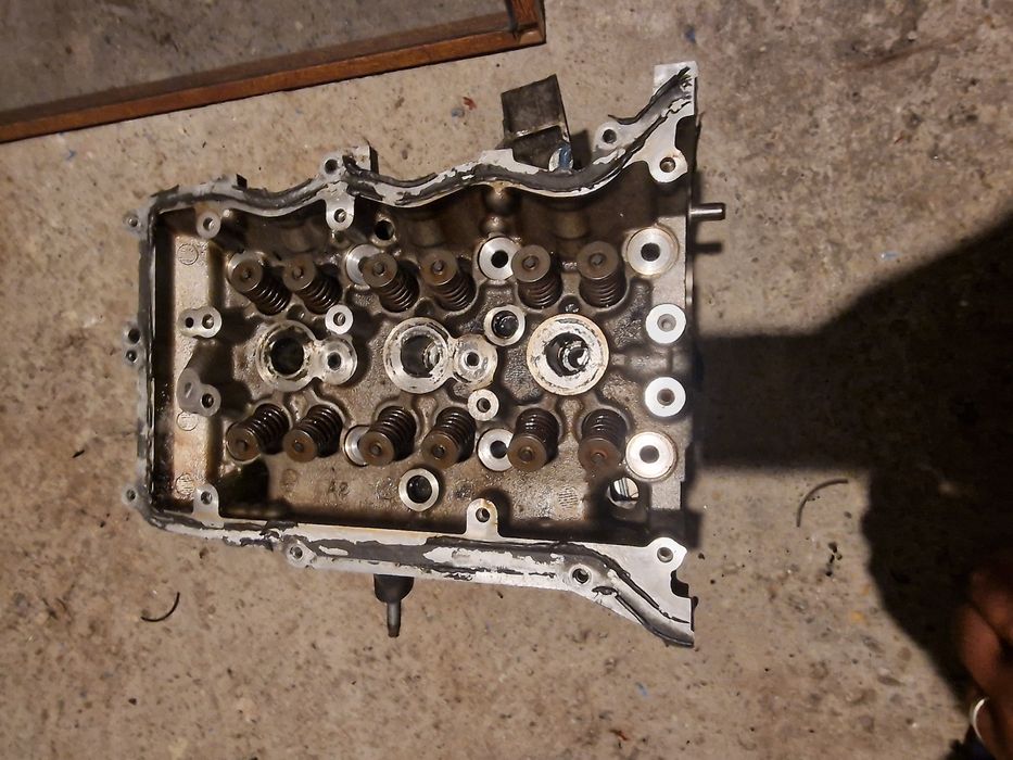 Piese motor logan 1.0 sce