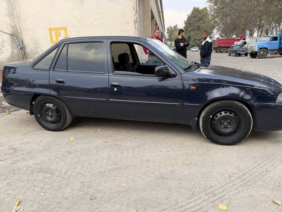 Nexia 2 sotiladi srochna