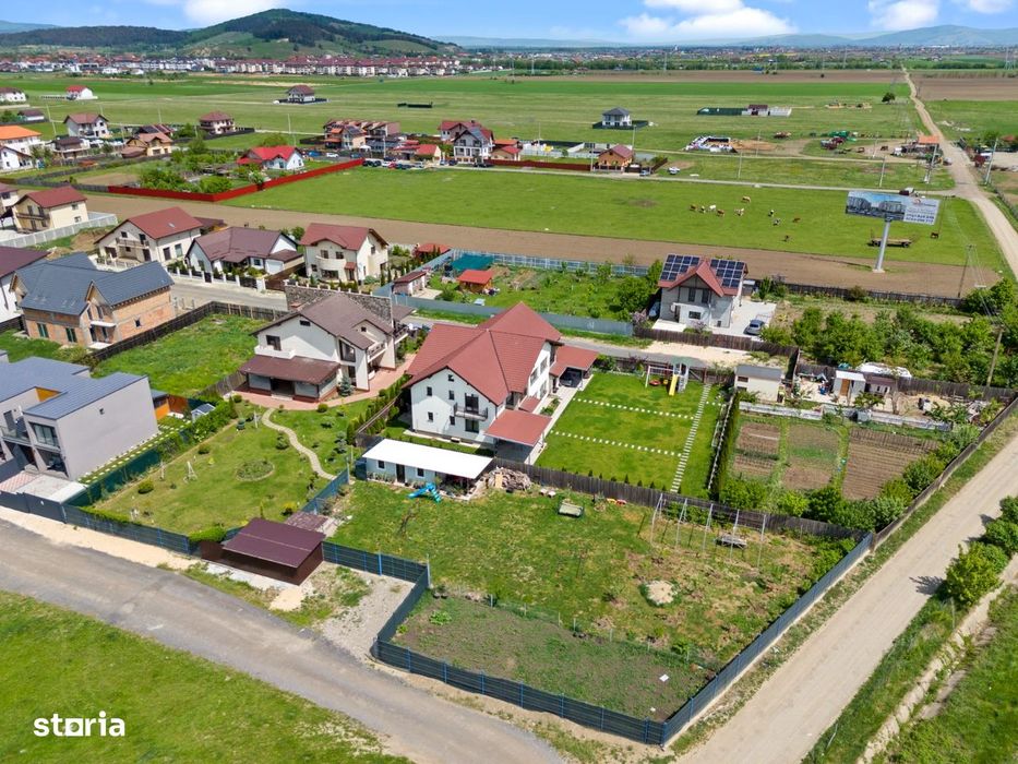 Vând casă Sânpetru. PROPRIETAR