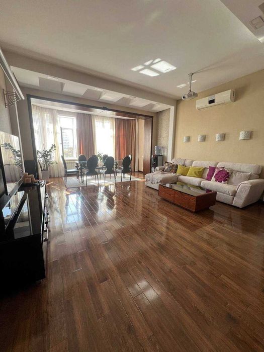 Сдается 4/4/8 Габус 180 кв.м. Садык Азимова Японское Посольство Ц 1