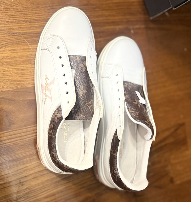 Adidasi piele naturala 38