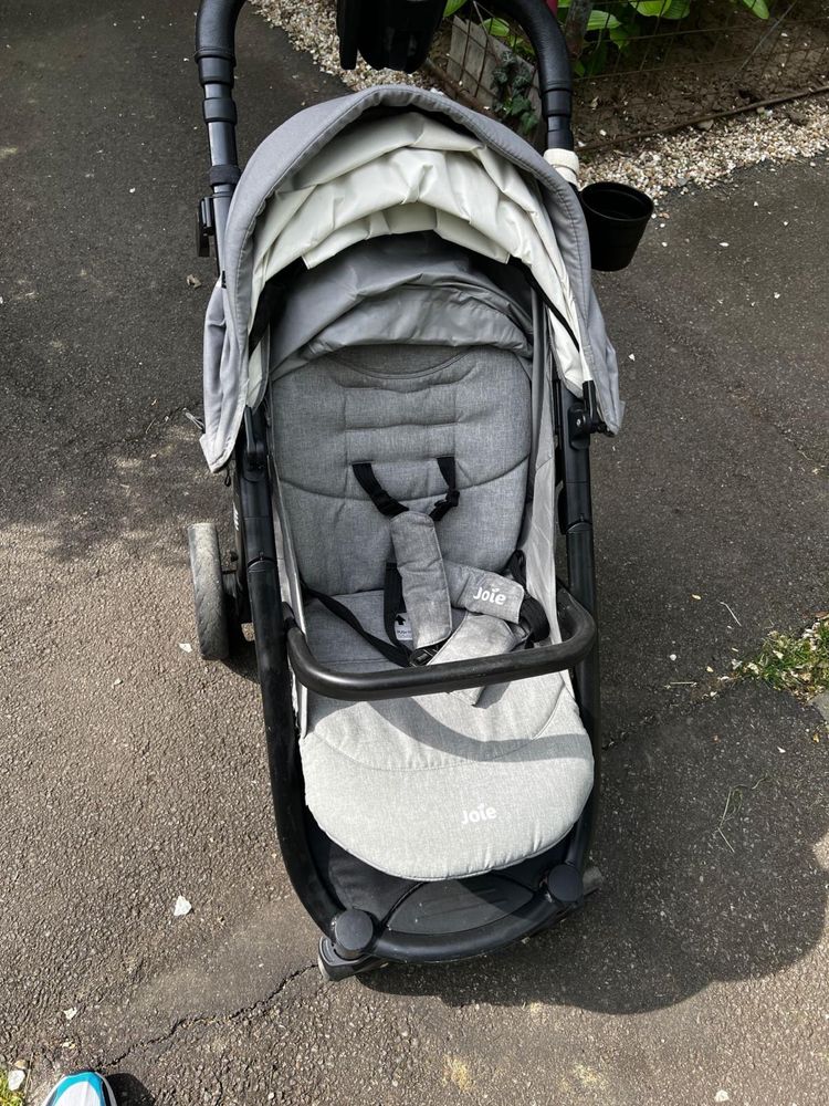 Carucior Joie ultracompact