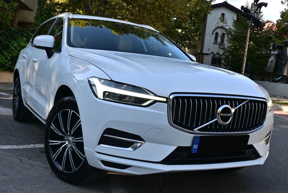 Volvo XC 60 INSCRIPTION 4x4 Panoramic Interior Bej / Istoric Complet Volvo Romania