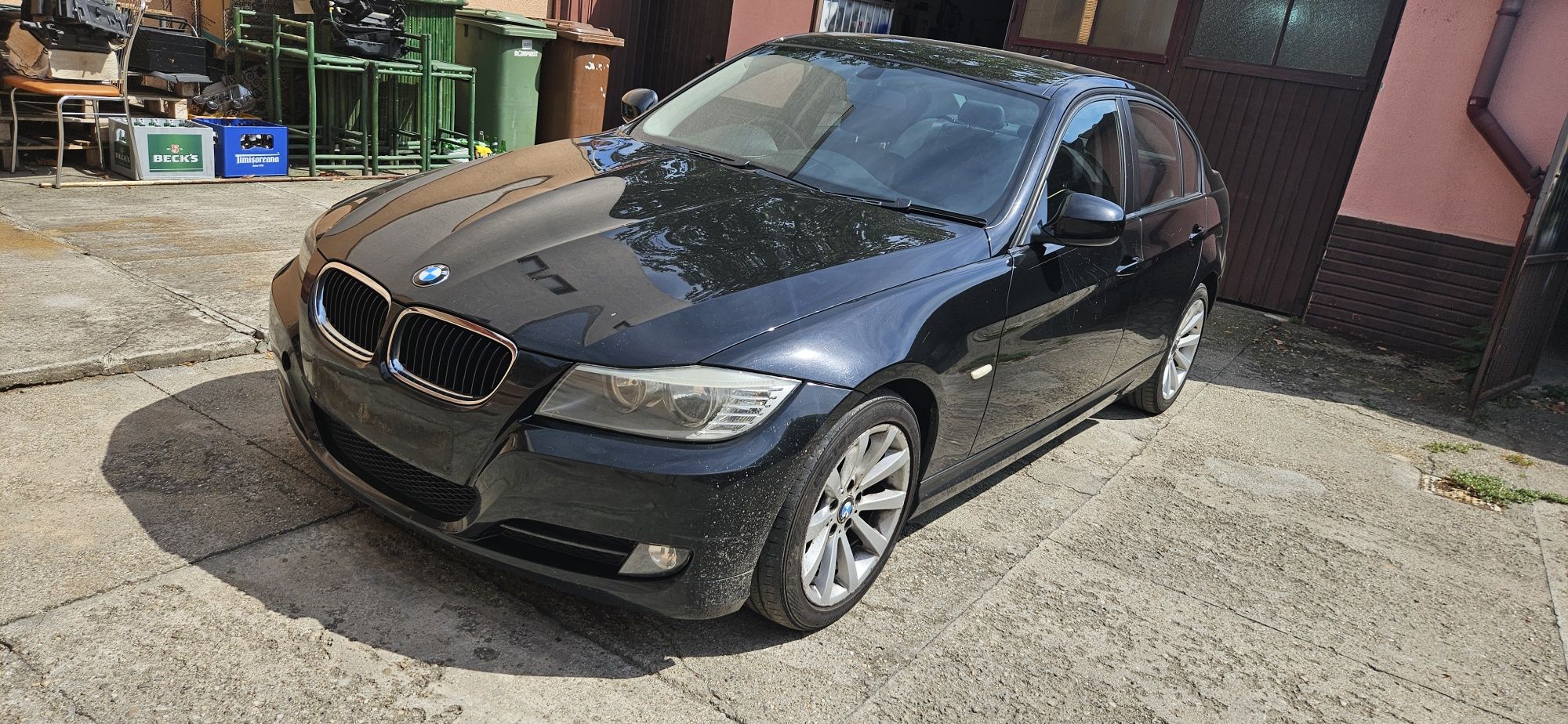Dezmembrez BMW e90 318d 2009 motor 2.0d n47