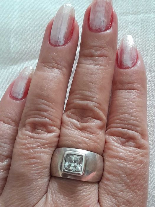 Inel din argint și cubic zirconia - 6,2 gr.