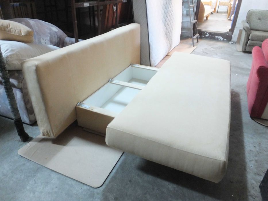Canapea extensibila frumoasa crem 140x200 cu lada de depozitare+perne