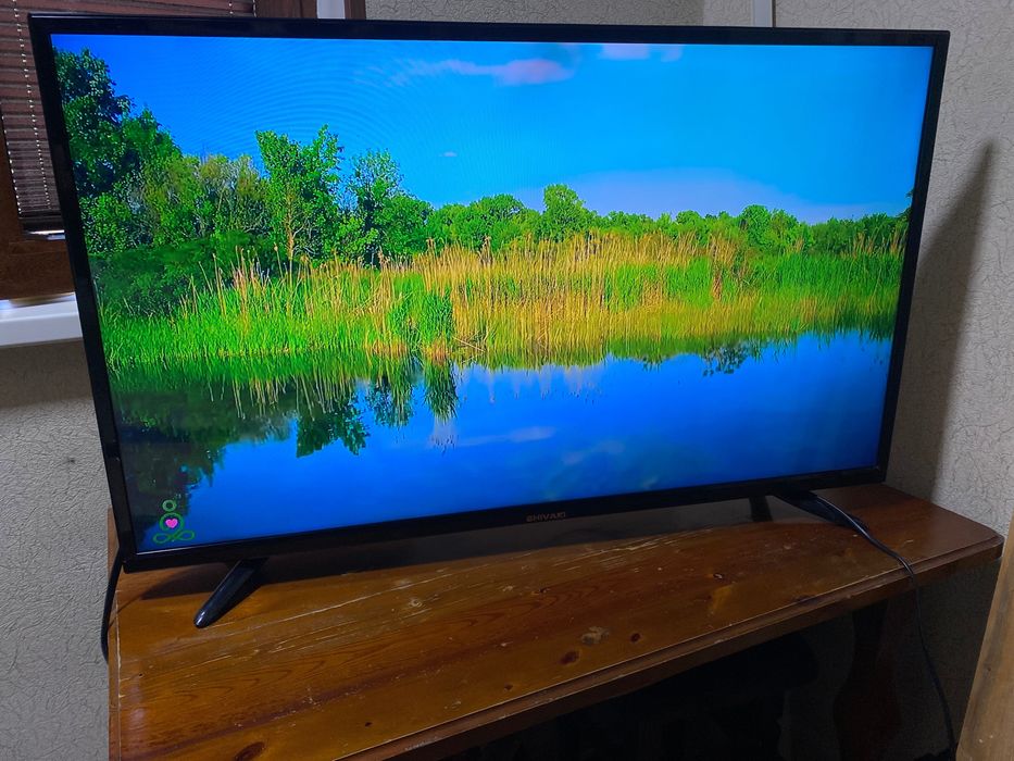 продается телевизор shivaki 43’ + tv box