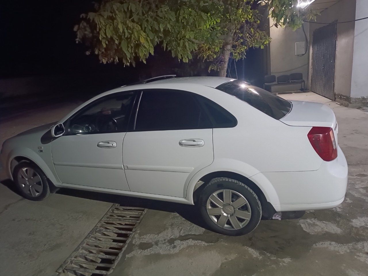 Lacetti 1.6 2013