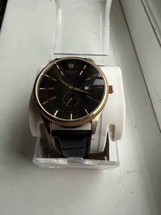 RoLeX соат сотилади. Холати зўр