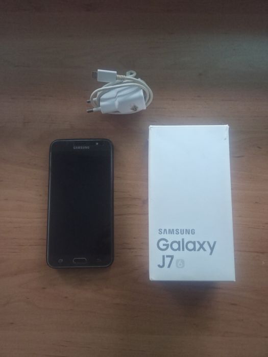 Samsung Galaxy J7