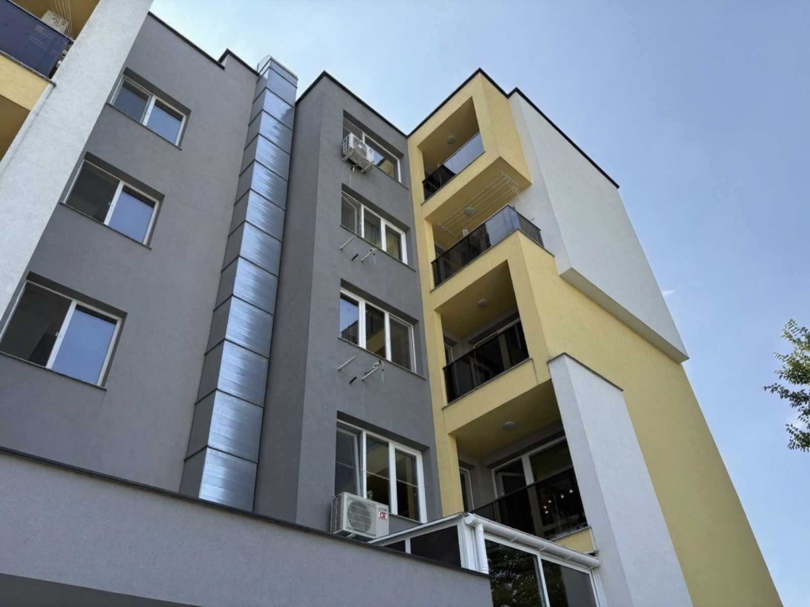 Двустаен апартамент до Мол Пловдив, кв. Христо Смирненски