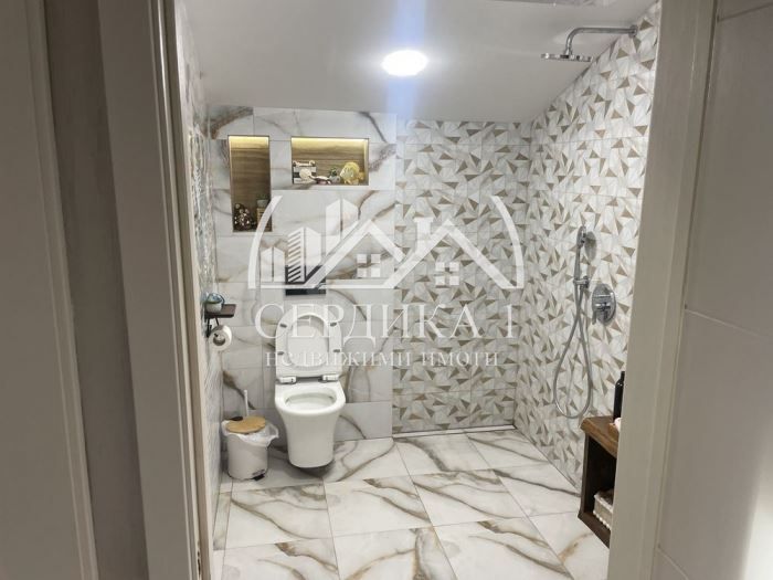 Продава се Къща в с. Голема Раковица, Област София-област - 270 кв.м за 871 €/кв.м - Снимка #4