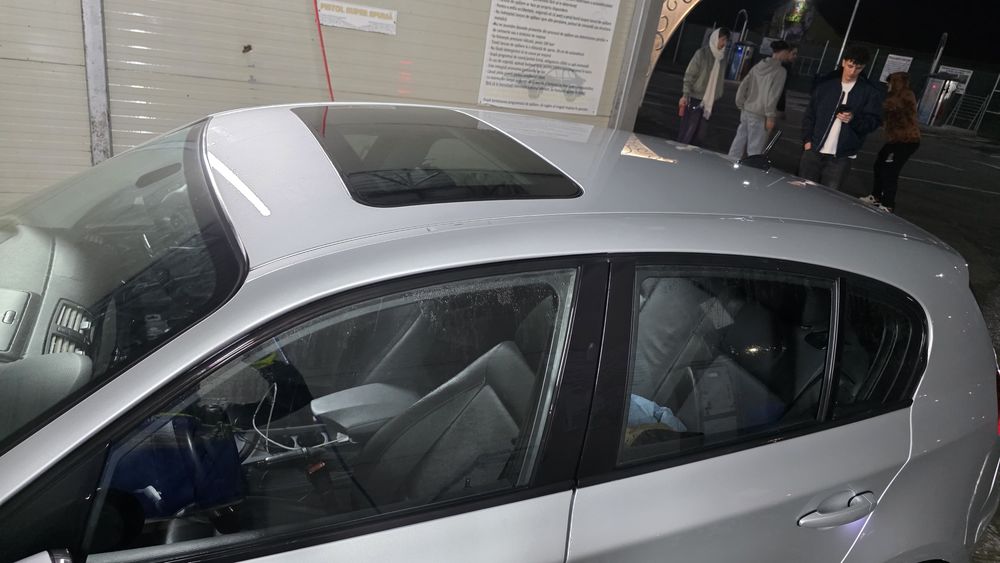 Seria 1 118d 2008 143cp