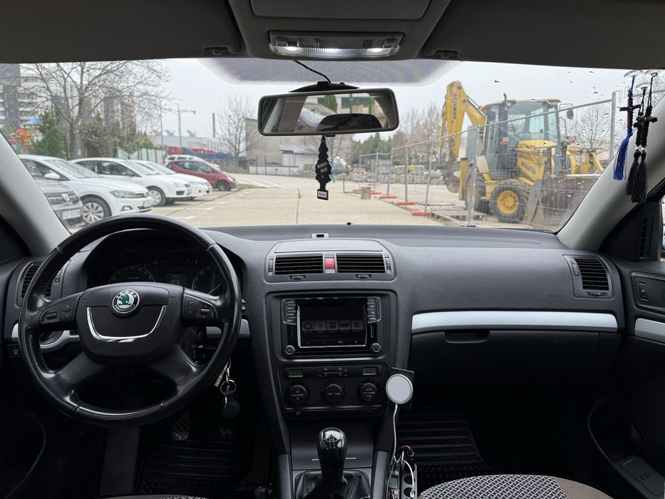 Skoda Octavia 2 1.6MPI (BSE)