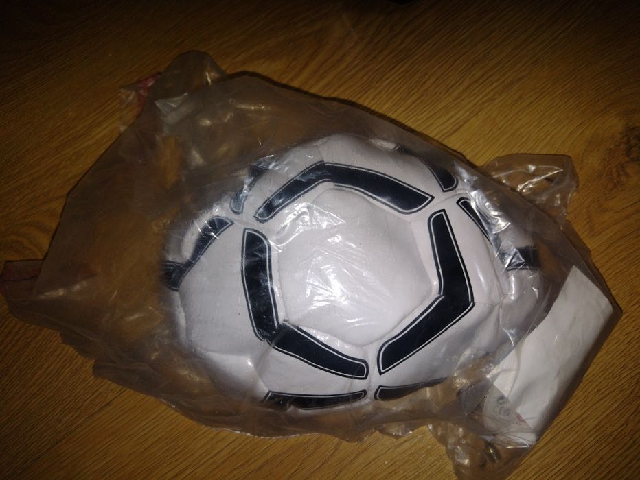 Rucsac diferite modele și culori de iarna