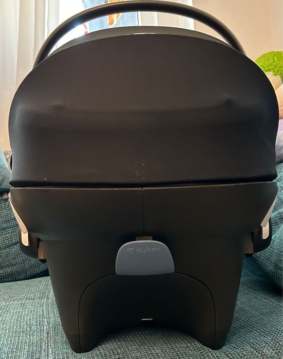 Scoica Cybex Atom M i-size si adaptoare pentru carucior
