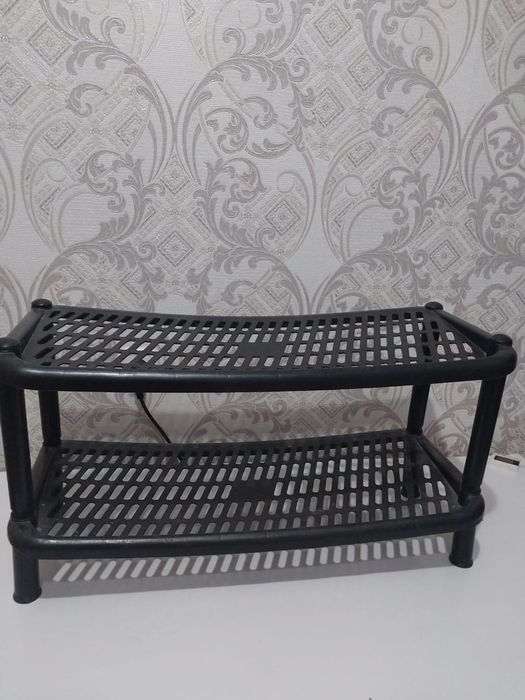 Продам обувницу за 1000