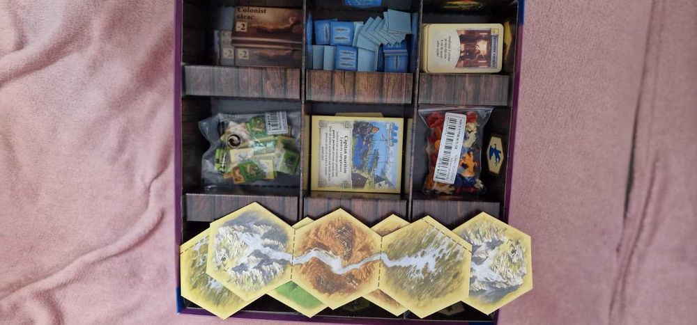 Catan Joc de baza + Negustori si Barbari