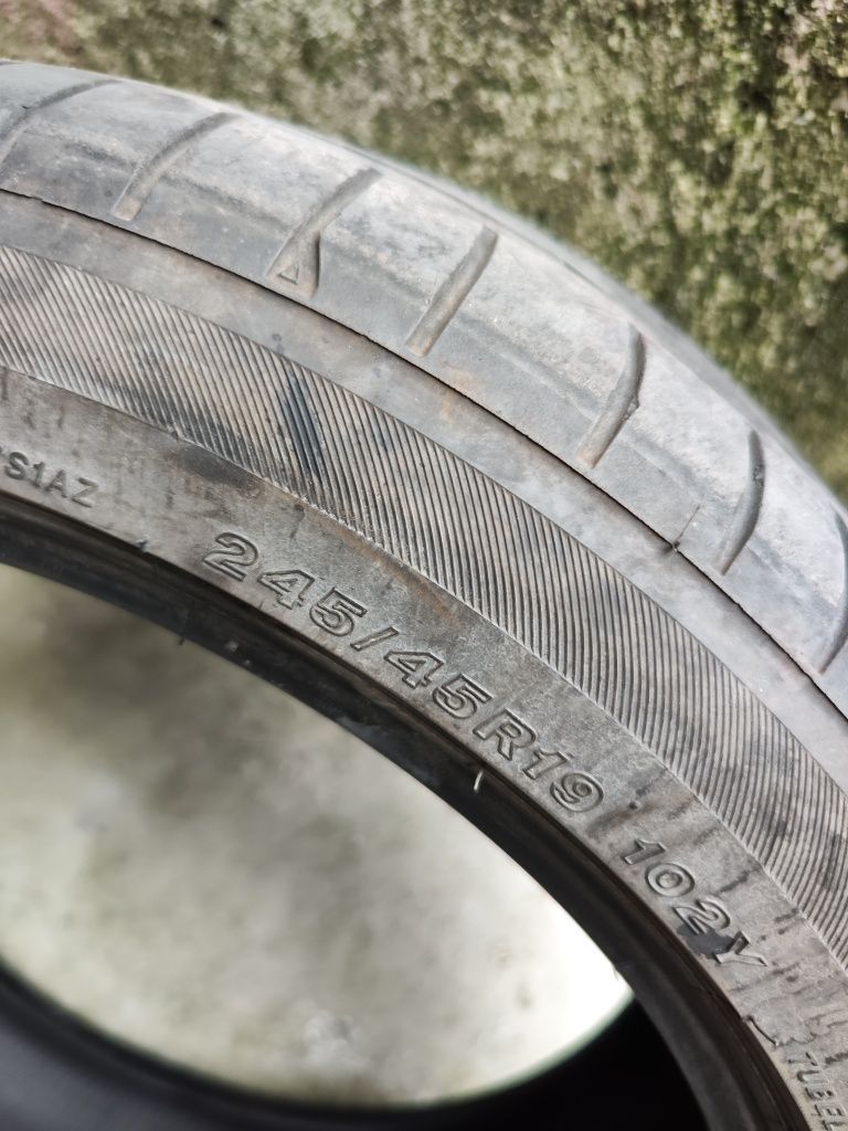 2 броя 245 45 19 bridgestone potenza