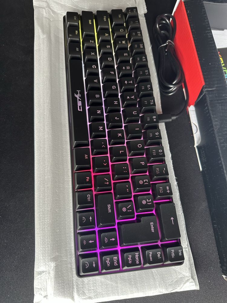 RGB гейминг клавиатура