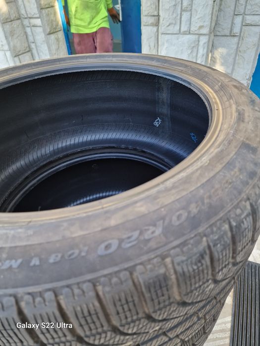285 40 20 Pirelli 245 45 20 Sport packet