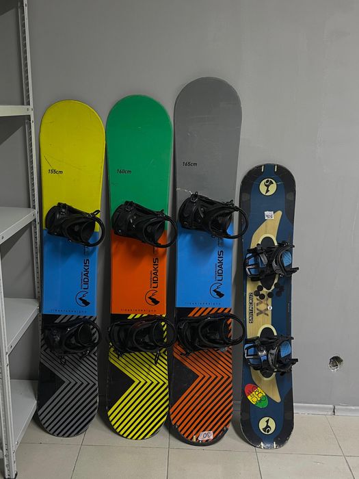 Сноуборд с креплением в хорошем состоянии