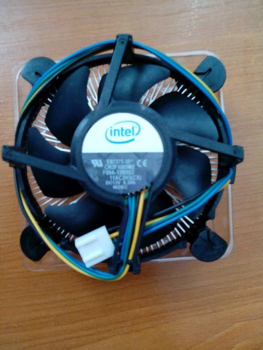 Процесор Intel Pentium Dual-Core E2140 1.6 GHz