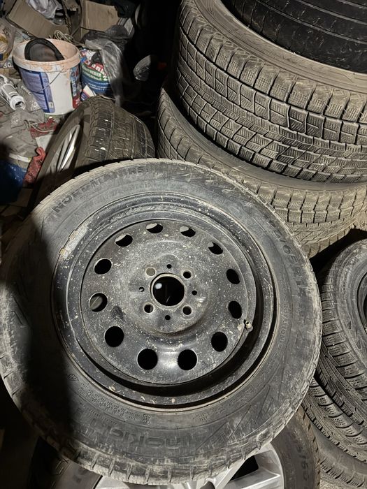 Комплект дисков с зимними шинами