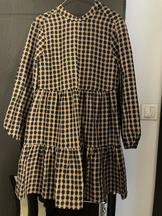 Vand rochie marca Object, marimea 36