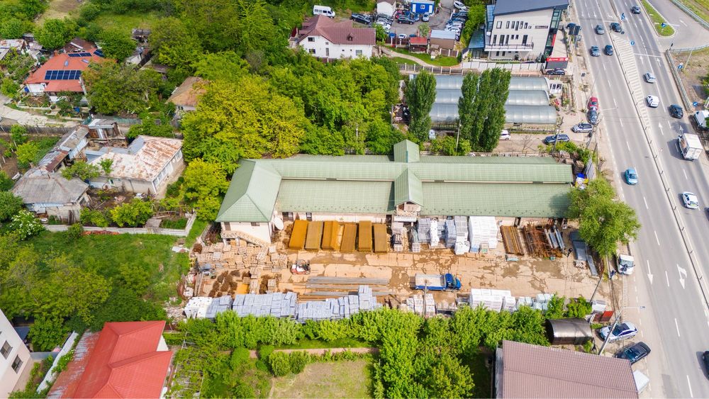 Cladire 870 mp cu 3.373 mp teren la Dn 28 Mall Moldova Valea Lupului