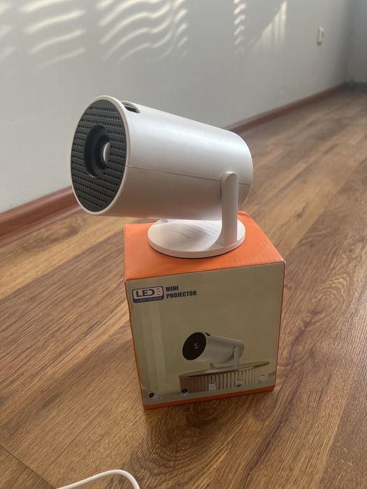 Мини-проектор HY300 (НОВЫЙ)