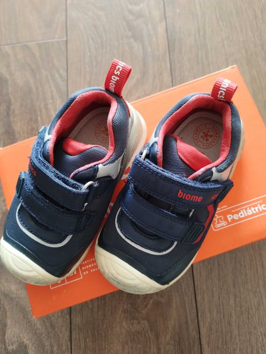 Маратонки/обувки Biomecanics