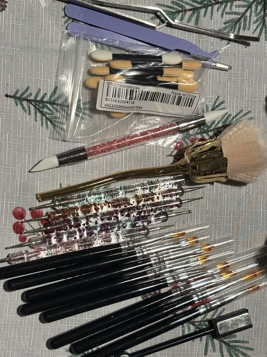 Комплект за маникюр в домашни условия