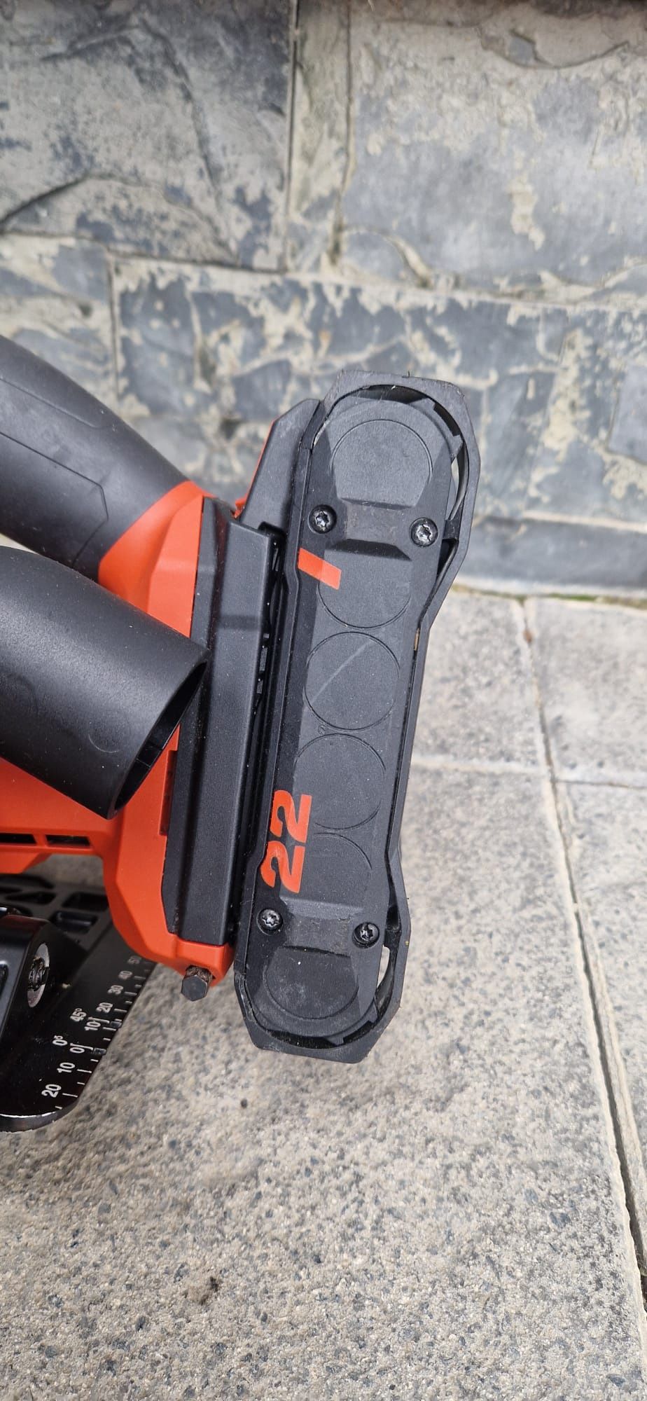 Hilti circular pe acumulator