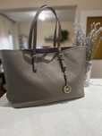 Дамска чанта Michael Kors