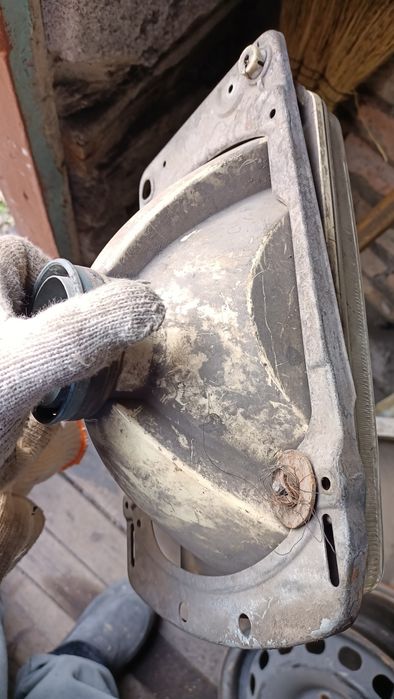 Продам фару на Фольксваген Джетта