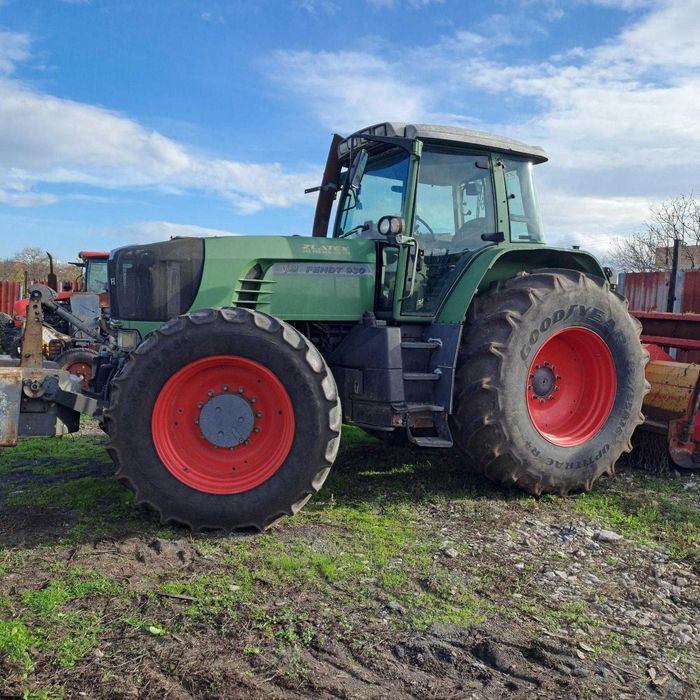 Продавам Трактор Фенд Варио 930