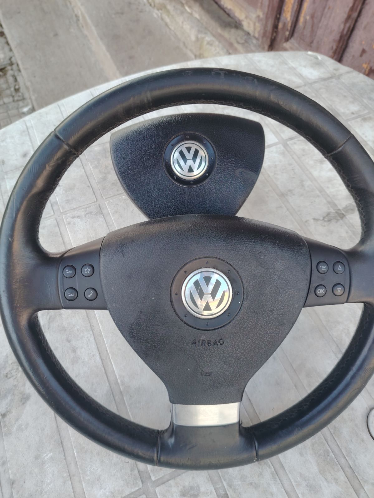 Волан за vw touran, caddy и golf 5