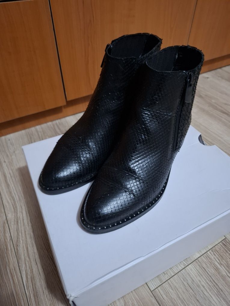 Ghete dama Aldo nr 38