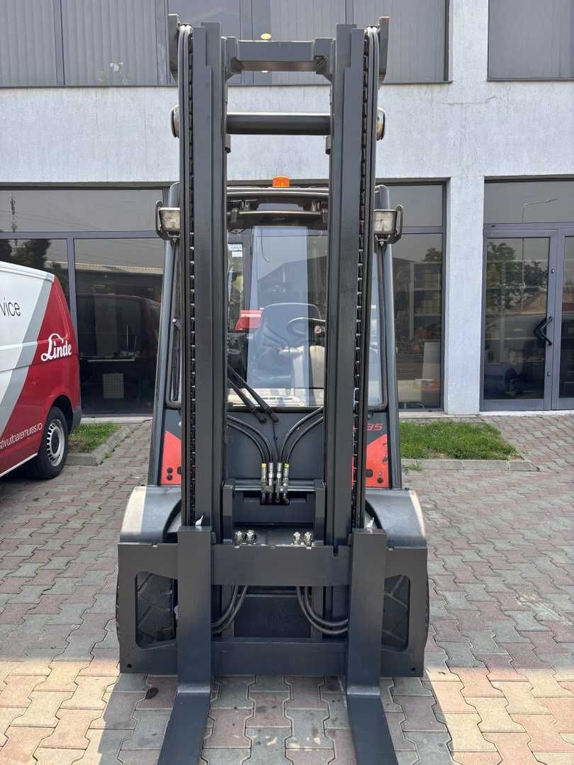 Stivuitor - Motostivuitor Linde H35T-02 An fabricație 2018