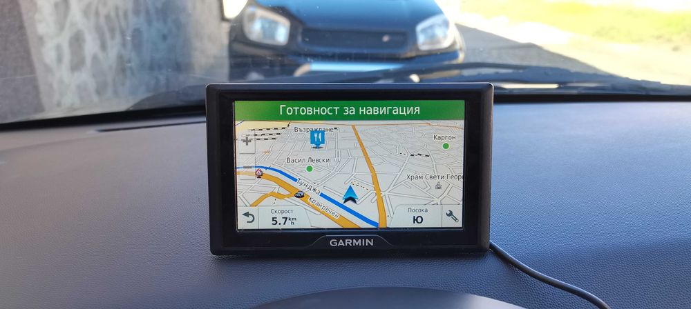 Навигация с офроуд Garmin Drive 5 с безплатни карти на цяла Европа