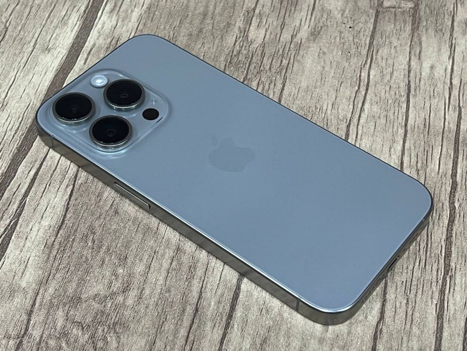 iPhone 15 Pro, 256, Dual