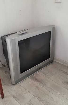 Телевизор LG для ностальгии в sega, dendy, xbox, ps / Диагональ 21"