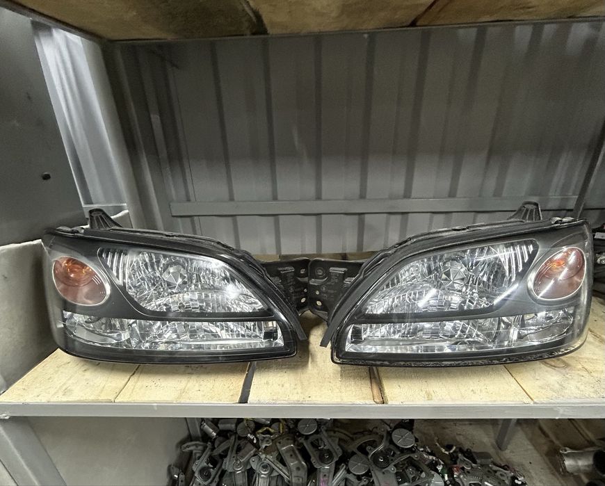 Фары Subaru Legacy