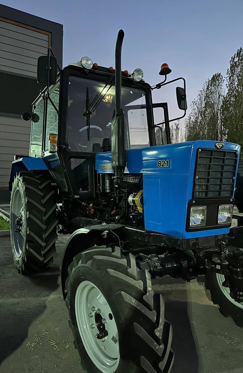 Traktor MTZ Belorus 82.1