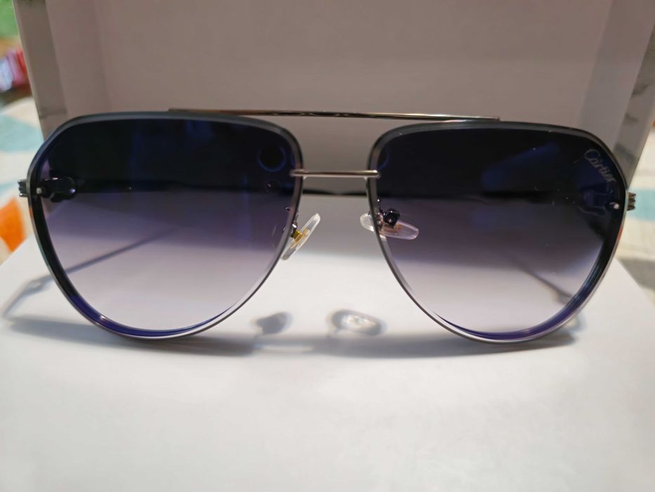 Ochelari de soare Cartier lentila neagra, rama argintie